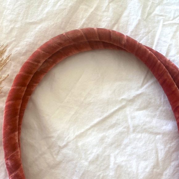 Vintage inspired handbag. - Picture 5 of 6